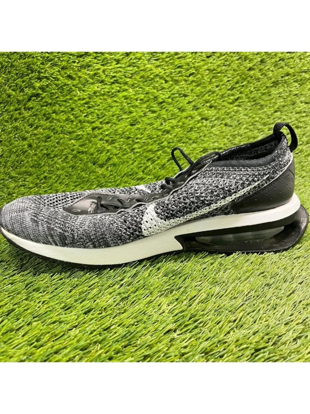 Nike please review